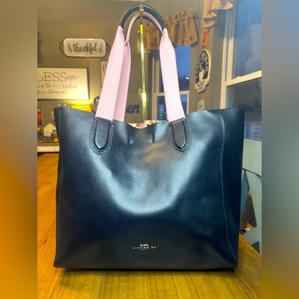 Coach large Derby Pebble leather tote bag Black and pink $350 ***UNICORN***